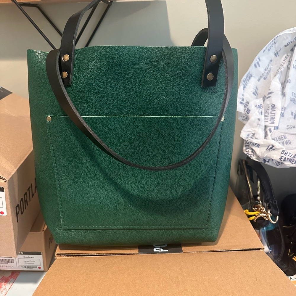 Portland Leather Forest Green Tote with Black Straps